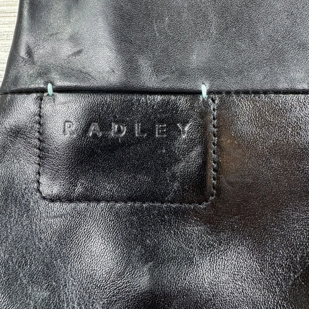 Radley Women's Cosmetic Bag Pouch Black Leather Small Zippered Travel‎ Toiletry